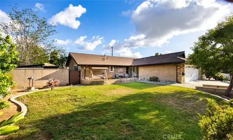 Exterior - 840 E Glendora Ave, Orange, CA 92865 photo 5 of 8
