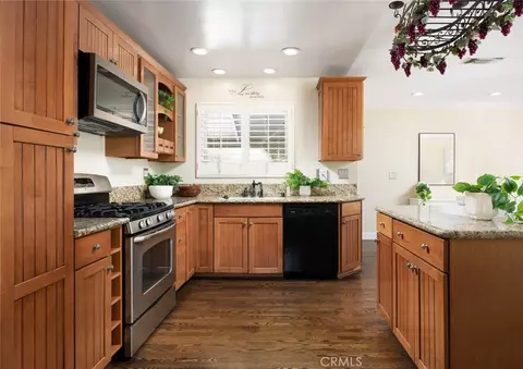 Kitchen - 840 E Glendora Ave, Orange, CA 92865 photo 3 of 4