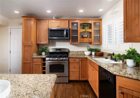 Kitchen - 840 E Glendora Ave, Orange, CA 92865 photo 2 of 4