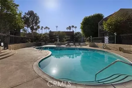1120 Palo Verde Ave, Long Beach, CA 90815