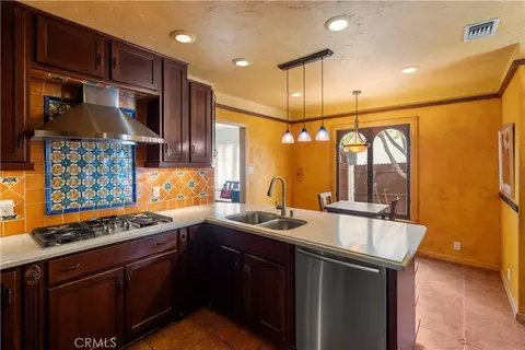 Kitchen - 3729 Olive Ave, Long Beach, CA 90807 photo 4 of 4
