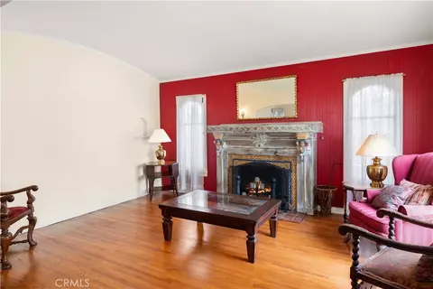 Living - 3729 Olive Ave, Long Beach, CA 90807 photo 3 of 4