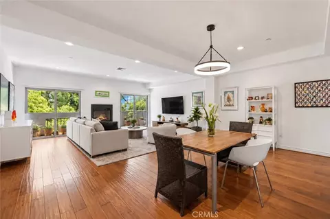 1410 N Curson Ave #202, Los Angeles, CA 90046