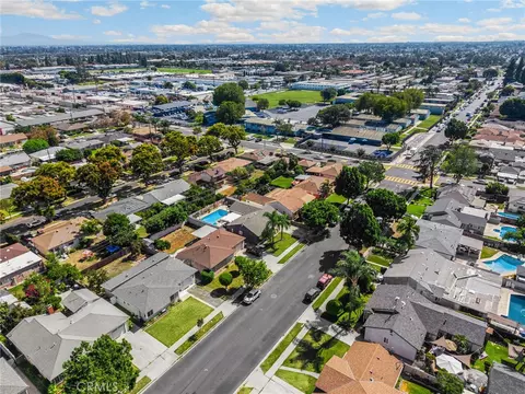 View/Area - 12230 Dunrobin, Downey, CA 90242 photo 4 of 4