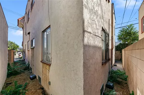 Exterior - 3514 E 4th, Long Beach, CA 90814 photo 3 of 6