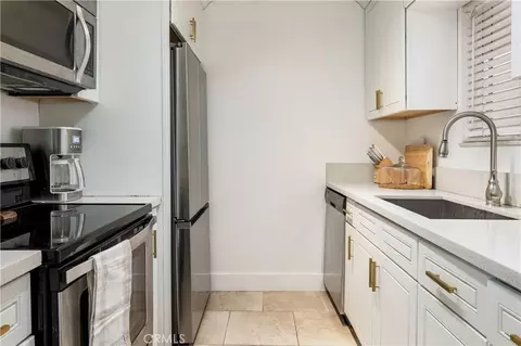 Kitchen - 2507 E 15th, Long Beach, CA 90804 photo 4 of 4