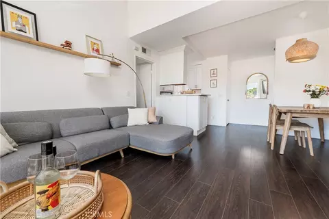 Living - 2507 E 15th, Long Beach, CA 90804 photo 4 of 4
