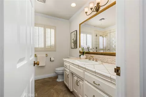 Bath - 625 E Adams, Orange, CA 92867 photo 4 of 7