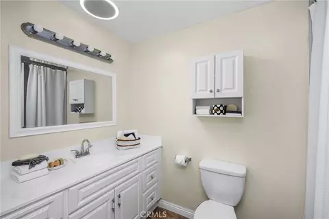 Bath - 1192 Mitchell Ave #42, Tustin, CA 92780 photo 5 of 7