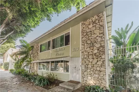 Exterior - 939 E Appleton St #5, Long Beach, CA 90802 photo 8 of 10