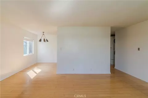 Living - 939 E Appleton St #5, Long Beach, CA 90802 photo 5 of 7