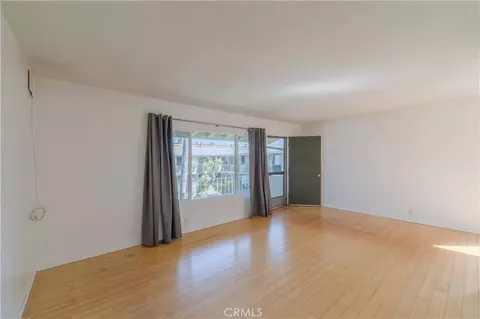 Living - 939 E Appleton St #5, Long Beach, CA 90802 photo 3 of 7
