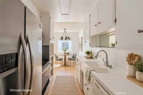 Kitchen - 939 E Appleton St #5, Long Beach, CA 90802 photo 1 of 4