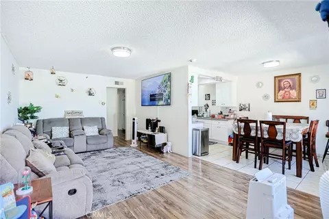 1400 W Warner #46, Santa Ana, CA 92704