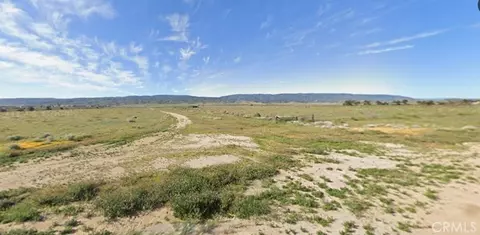 4 W Ave C, Fairmont, CA 93536 photo 2