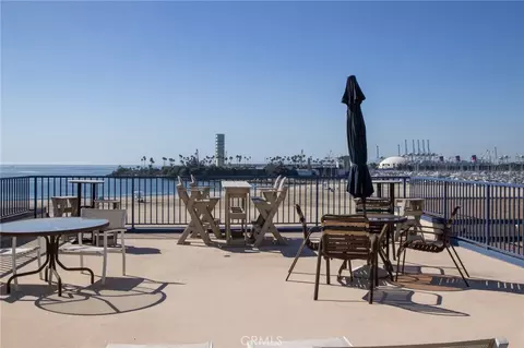View/Area - 1 3rd Pl #2, Long Beach, CA 90802 photo 1 of 4