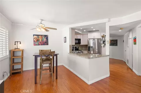 Dining - 955 E 3rd St #203, Long Beach, CA 90802 photo 2 of 2