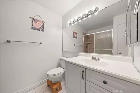 Bath - 955 E 3rd St #203, Long Beach, CA 90802 photo 4 of 4