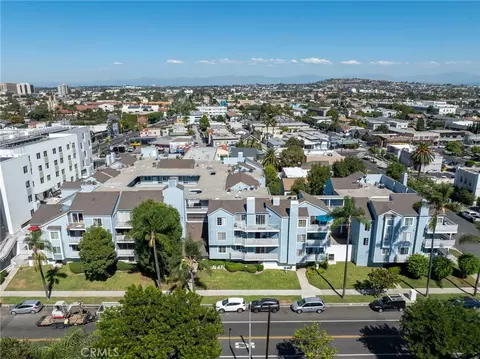 View/Area - 955 E 3rd St #203, Long Beach, CA 90802 photo 3 of 3
