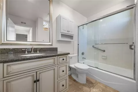 Bath - 630 Brookline, Fullerton, CA 92835 photo 4 of 4