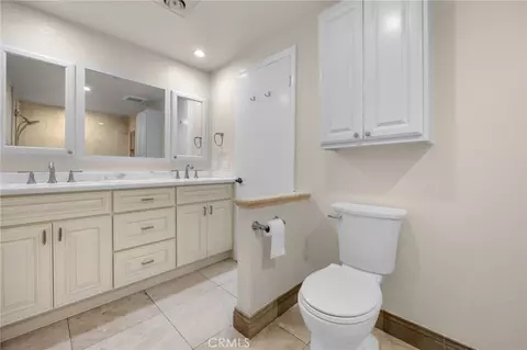 Bath - 630 Brookline, Fullerton, CA 92835 photo 2 of 4