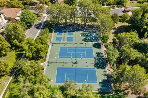 View/Area - 630 Brookline, Fullerton, CA 92835 photo 3 of 9