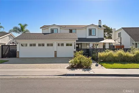 20332 Mansard Ln, Huntington Beach, CA 92646
