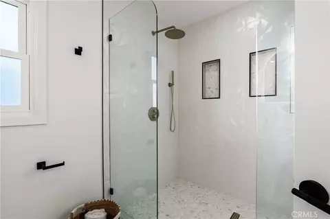 Bath - 5150 E Brittain, Long Beach, CA 90808 photo 2 of 4