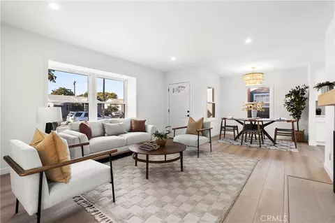 Living - 5150 E Brittain, Long Beach, CA 90808 photo 3 of 4