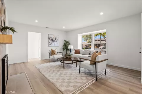 Living - 5150 E Brittain, Long Beach, CA 90808 photo 1 of 4