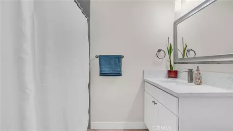 Bath - 11074 Kibbins Cir, Stanton, CA 90680 photo 3 of 3