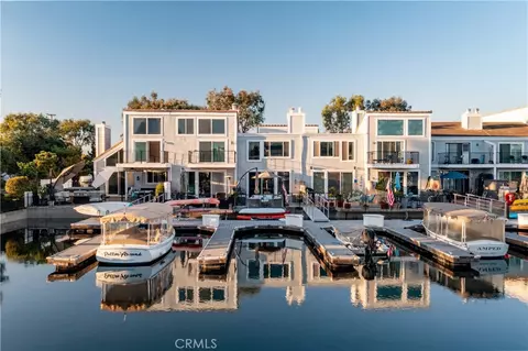3866 Montego Dr, Huntington Beach, CA 92649