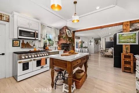 Kitchen - 10903 Meads, Orange, CA 92869 photo 3 of 4