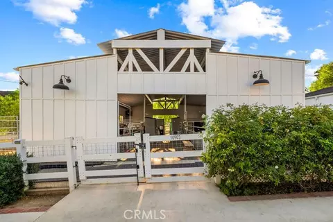 Exterior - 10903 Meads, Orange, CA 92869 photo 10 of 25