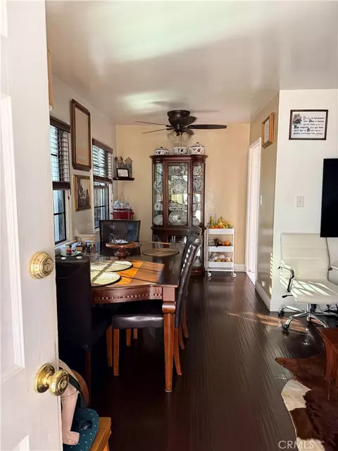 Entry Way - 2310 W Compton, Compton, CA 90220 photo 3 of 5
