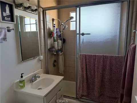 Bath - 2310 W Compton, Compton, CA 90220 photo 3 of 3