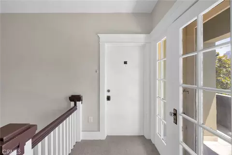 Entry Way - 425 W 4th, Long Beach, CA 90802 photo 1 of 2