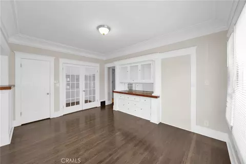 Living - 425 W 4th, Long Beach, CA 90802 photo 4 of 5
