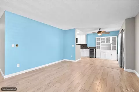 Living - 333 Junipero Ave #1C, Long Beach, CA 90814 photo 6 of 12