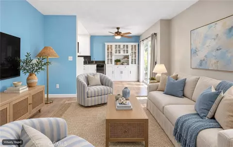 Living - 333 Junipero Ave #1C, Long Beach, CA 90814 photo 9 of 12
