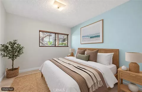 Bedroom - 333 Junipero Ave #1C, Long Beach, CA 90814 photo 7 of 10