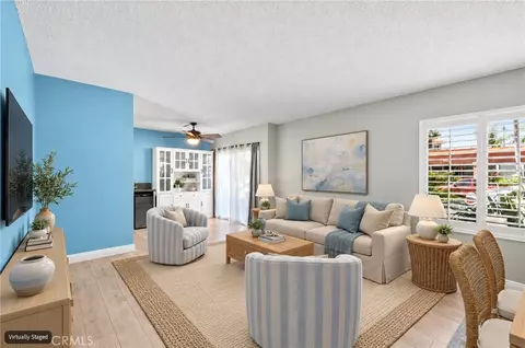 Living - 333 Junipero Ave #1C, Long Beach, CA 90814 photo 3 of 12