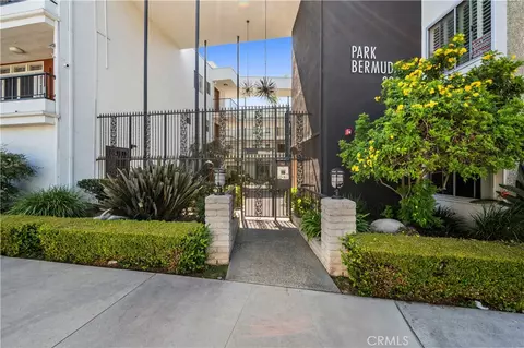 Exterior - 333 Junipero Ave #1C, Long Beach, CA 90814 photo 6 of 8