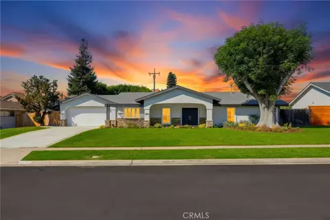 13851 Gimbert, North Tustin, CA 92705