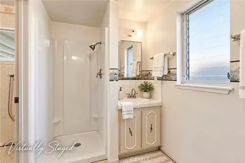 Bath - 4581 Delafield Dr, La Mirada, CA 90638 photo 1 of 5