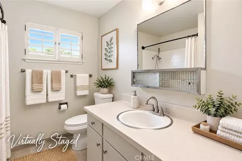 Bath - 4581 Delafield Dr, La Mirada, CA 90638 photo 3 of 5