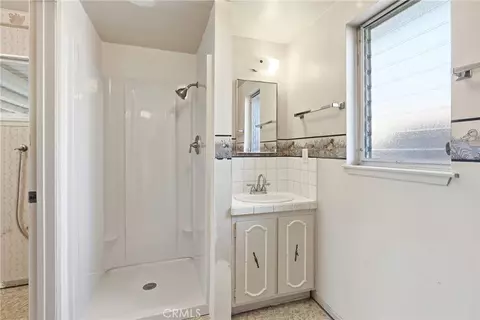 Bath - 4581 Delafield Dr, La Mirada, CA 90638 photo 2 of 5