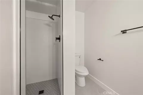 Bath - 1349 Shadow Ln #218, Fullerton, CA 92831 photo 2 of 3