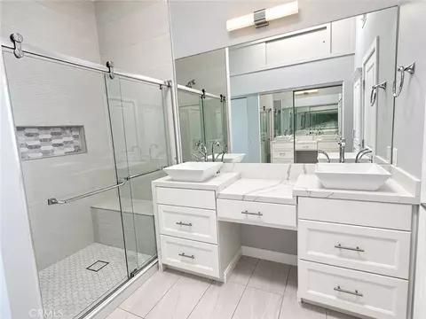 Bath - 7327 Linden, Carlsbad, CA 92011 photo 8 of 9