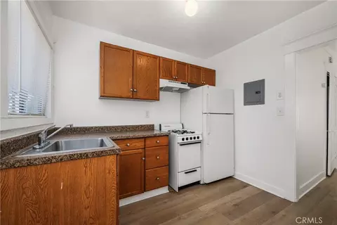 Kitchen - 1306 E Hellman St, Long Beach, CA 90813 photo 1 of 2
